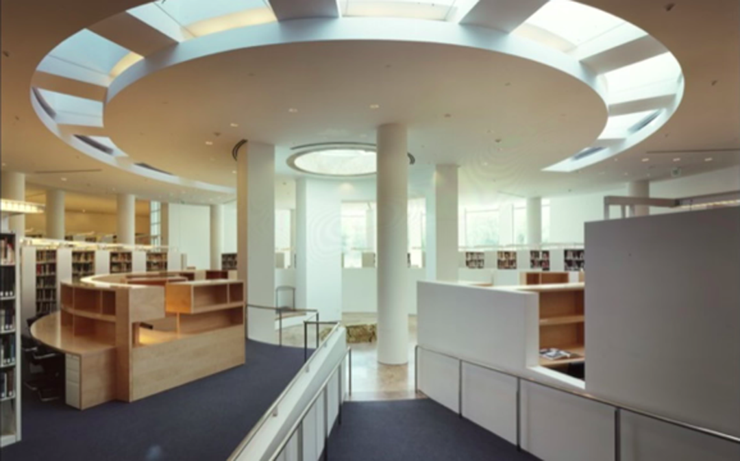 The tunnel of natural light servicing below-ground stories of the Research Center.